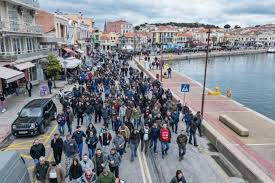 ΣΦΟΔΡΗ ΚΡΙΤΙΚΗ ΤΗΣ ΝΙΚΗΣ ΓΙΑ ΤΗ ΔΙΑΧΕΙΡΙΣΗ ΤΗΣ ΚΡΙΣΗΣ ΣΤΗ ΛΕΣΒΟ