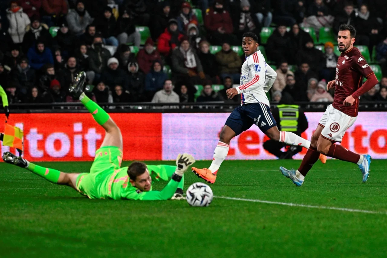 Nhận định, soi kèo Lyon vs Nice, 02h45 ngày 16/2 