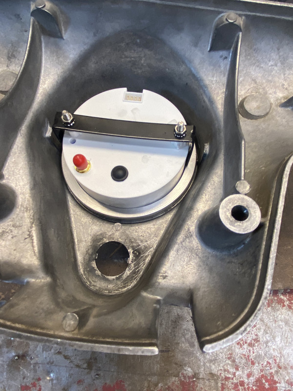 CACBD797-4833-44F5-8719-BBADA7819918