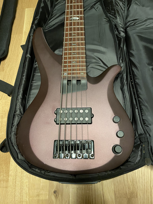 60D51583-F3CB-4327-9C57-25E577915A19