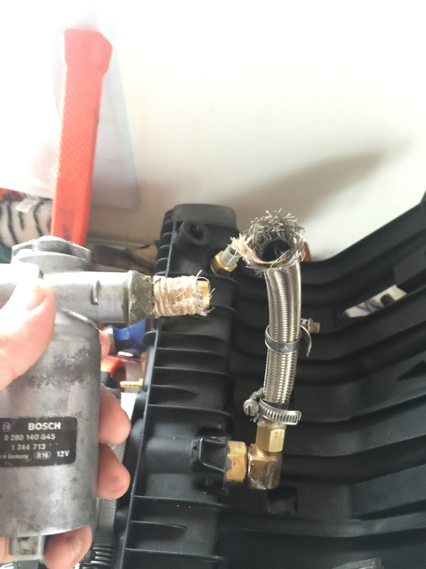 CDBC6C3D-E86C-489D-B77B-6A77A1AAEEEC