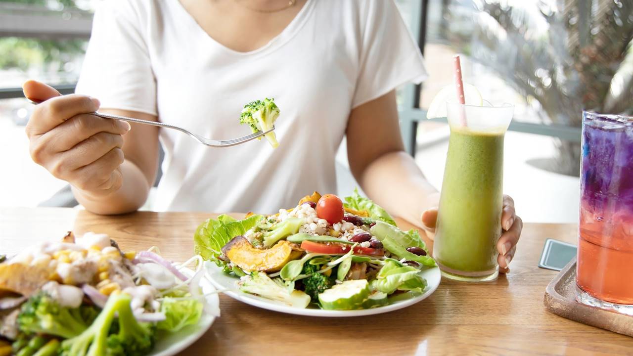 ¿Qué vitamina falta cuando se presenta sangrado nasal?