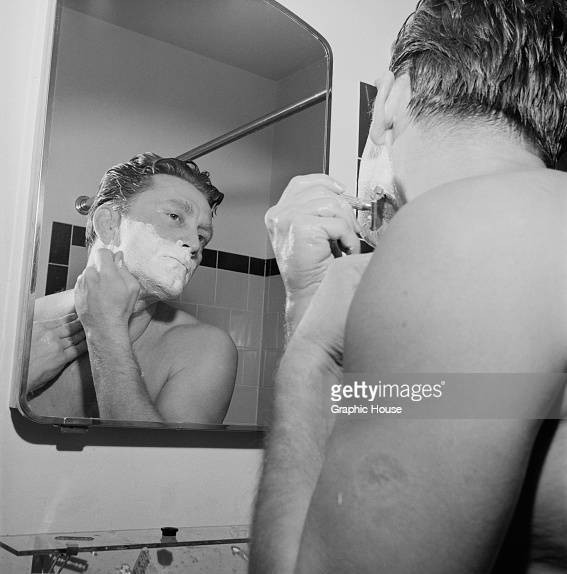 5) Kirk Douglas (1952)