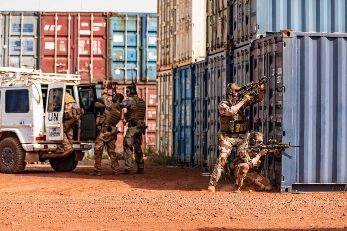 Norwegian Tactical Airlift Detachment IIIA005