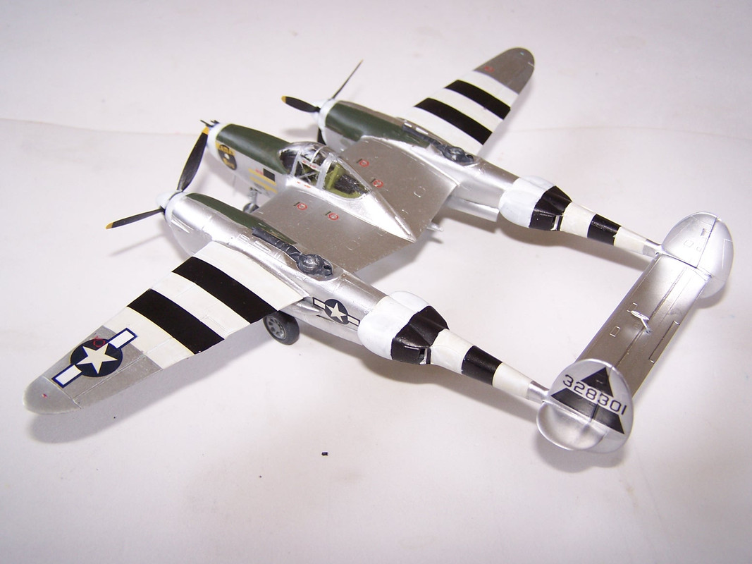Hasegawa_P38J_Lightning-DDay-RP