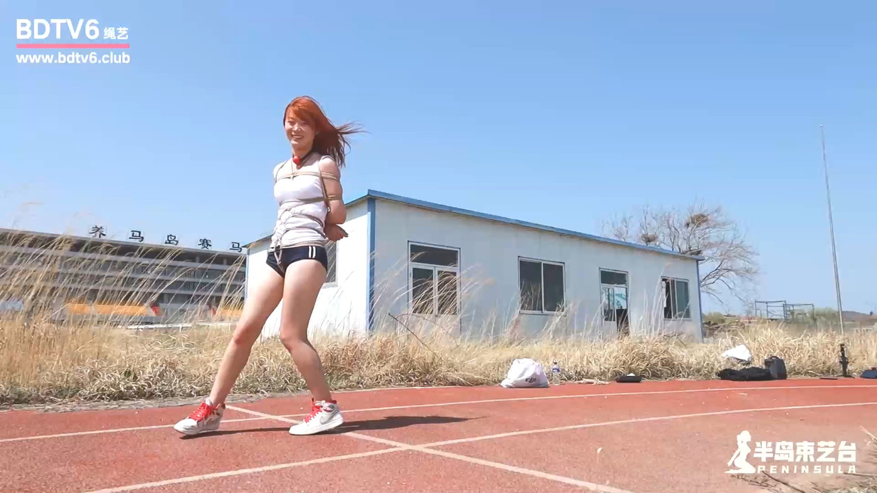 半岛束艺 运动员苏心的日常体能训练.mp4_20210506_130951.040