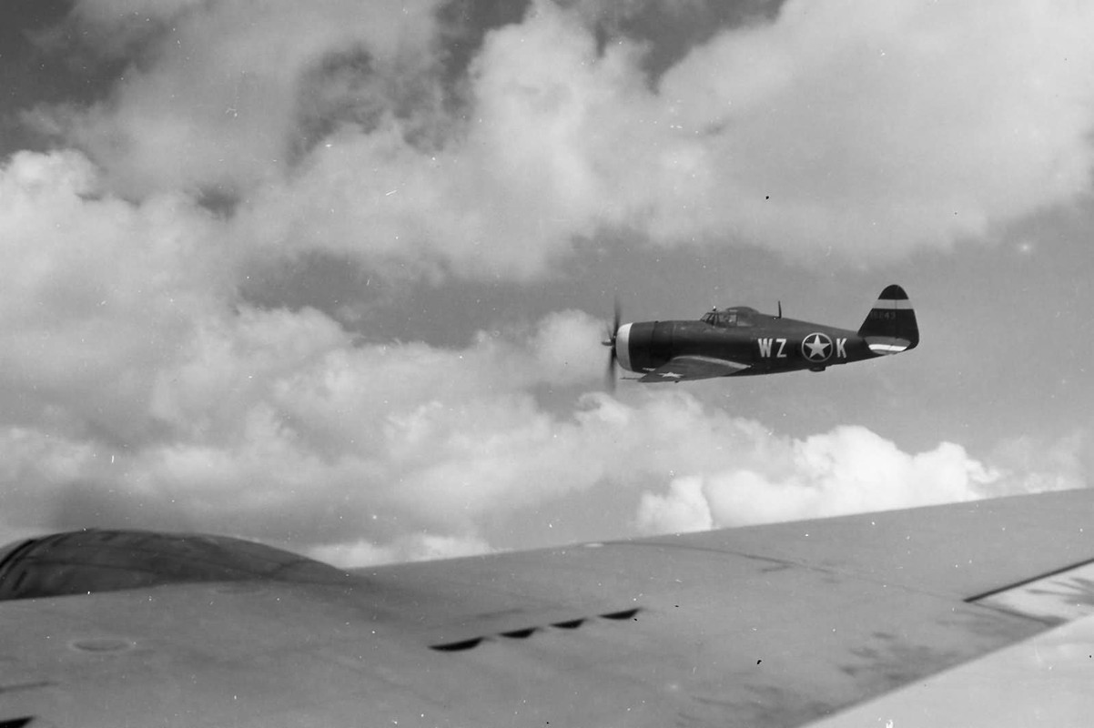 P-47_78_fighter_group_84_fighter_squadron_1943