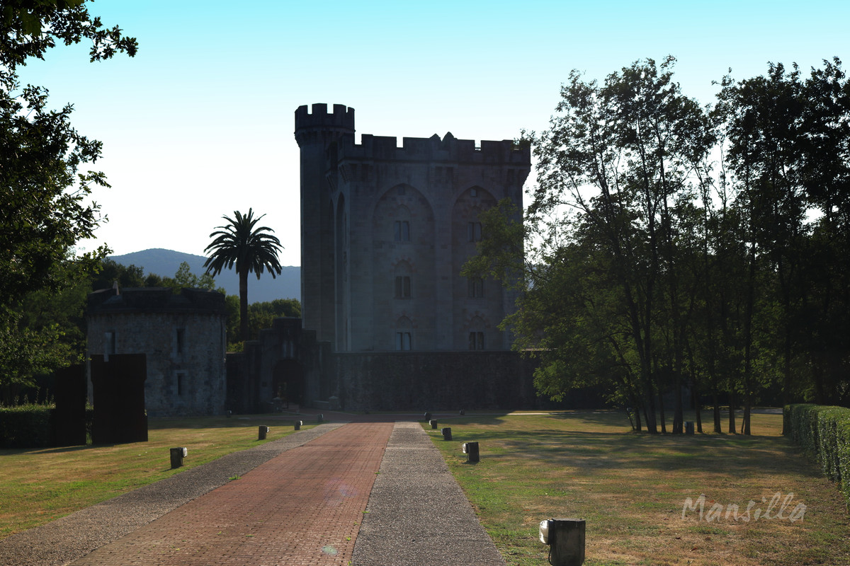 Castillo-palacio-de-Arteaga