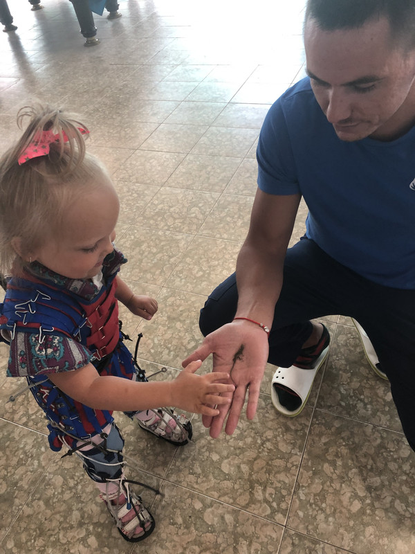 06112E7F-6DDC-4899-8FB0-BDD68A4FBA88