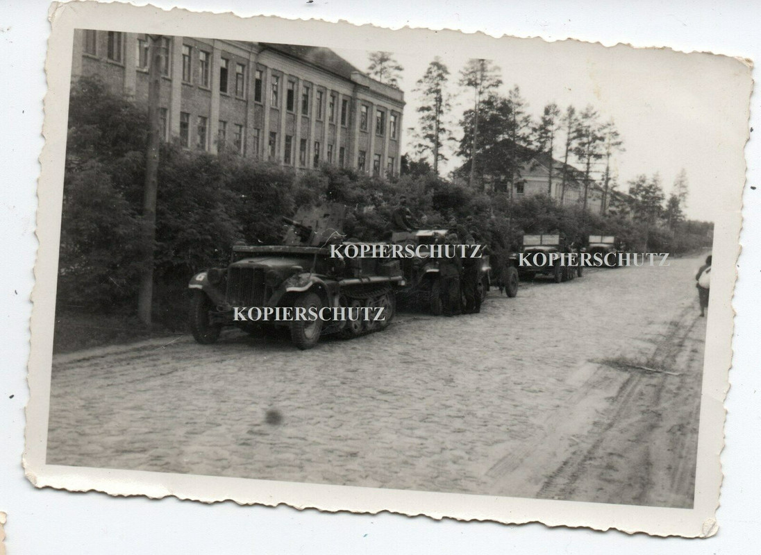 Russland Soldaten Sdkfz Halbkette mit Pak Geschütz Kette Borisso