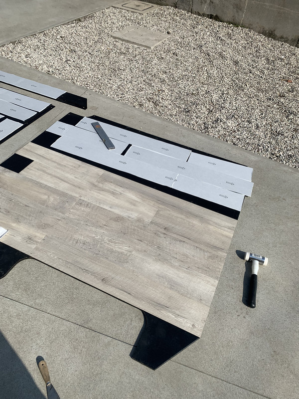 AC8B3E61-A1EB-49D0-886B-DA04EB36DE4C