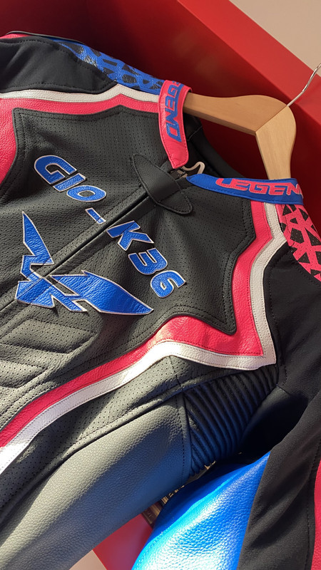 3D8374C7-C8C7-4D91-BE5B-9BB7223F39C2