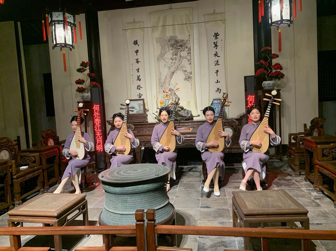 Первая поездка в Китай: Пекин-Чэнду-Чжанцзяцзе-Фэнхуан -Шанхай