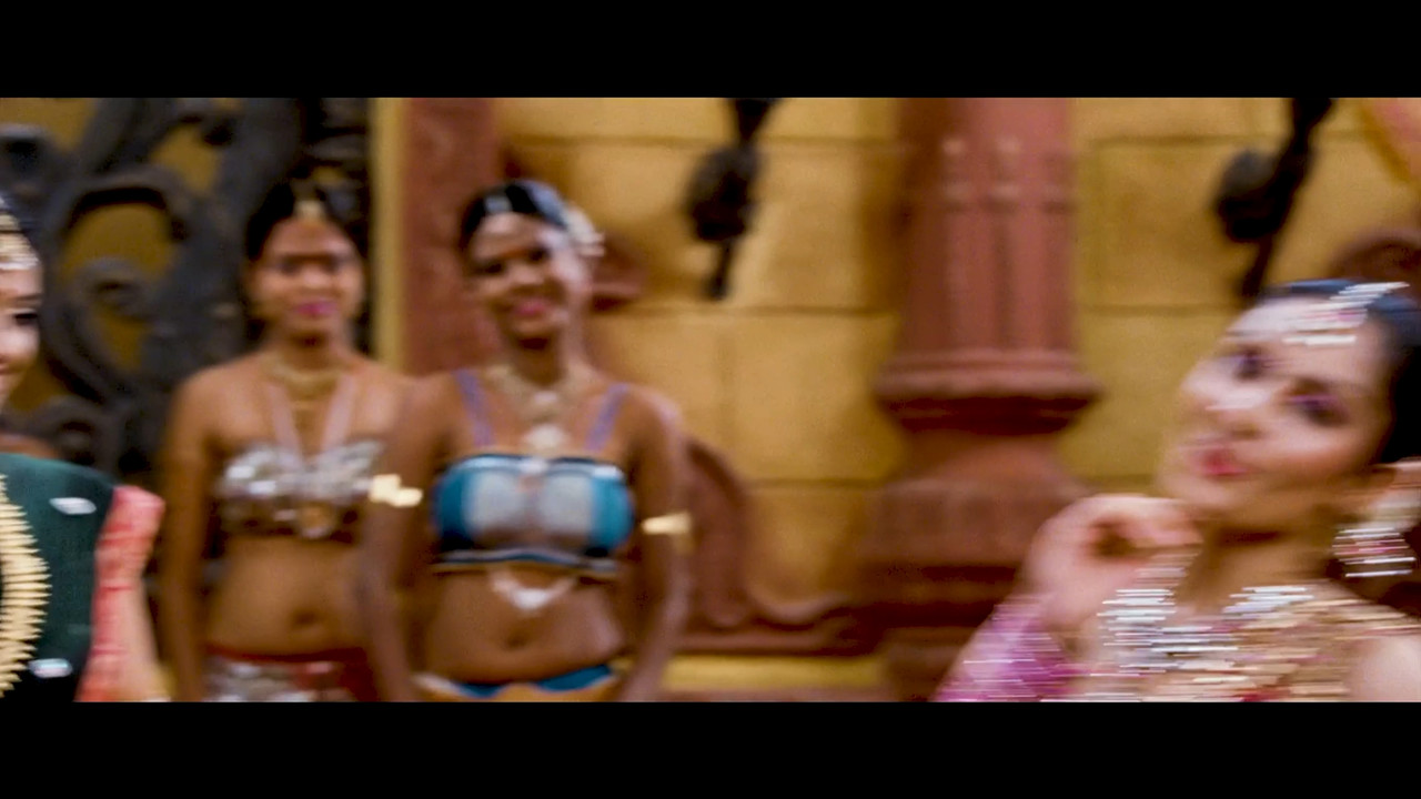 Ponnar Shankar 2011 Hot Song 4k.mp4_snapshot_05.48_[2020.12.12_00.09.16]