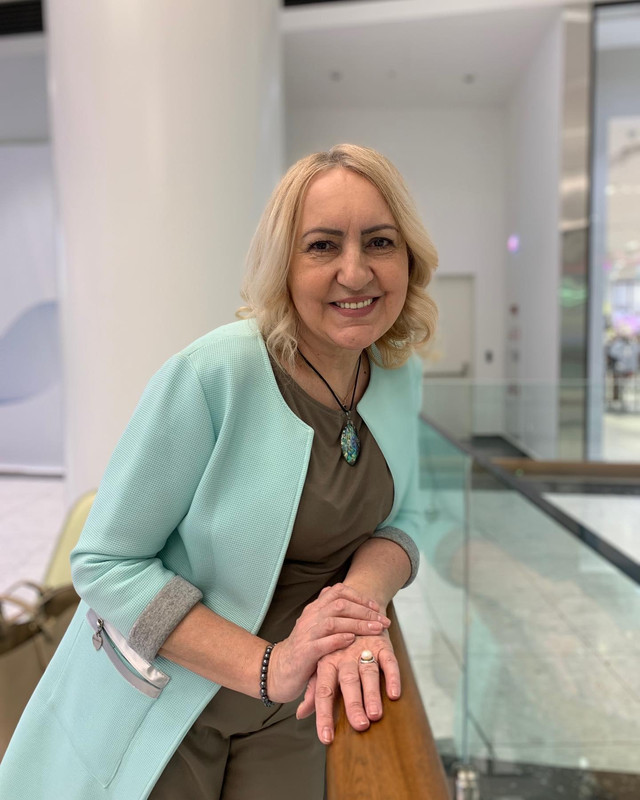 4FB4FD7C-98FF-48CF-9D01-395857546578