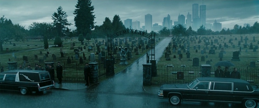 Watchmen 2009 BluRay [Hindi + English] 480p, 720p, 1080p ESub Screenshot
