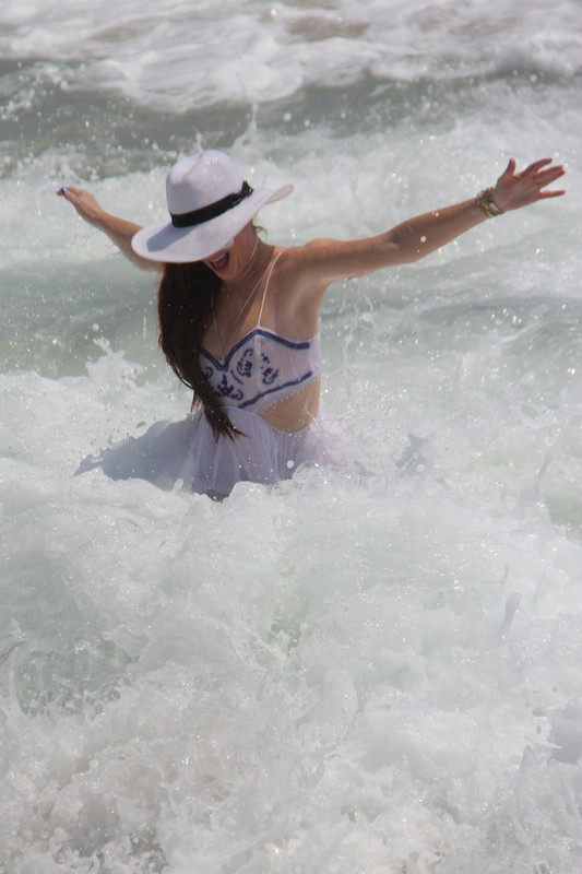 Phoebe-Price-See-Through-TheFappeningBlog.com-15