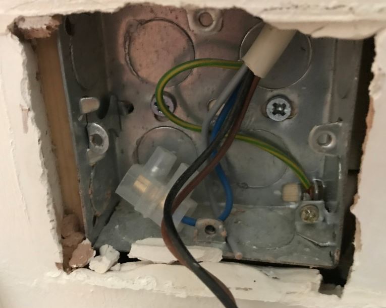 Thermostat-Wires.jpg