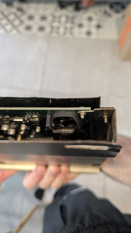 PXL 20251128 131803328