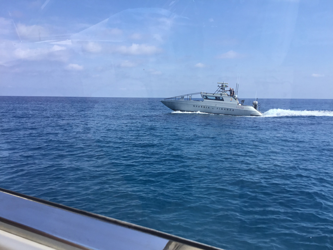 B2533203-7132-44A9-B242-DA18590CCFCC