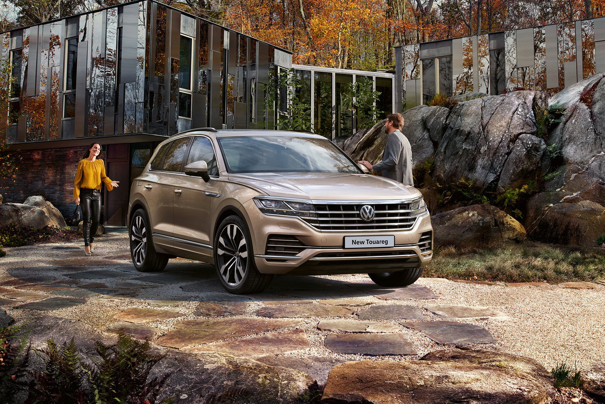2019 Volkswagen Touareg (1)