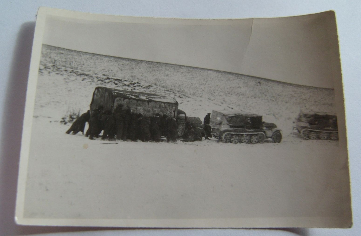 1942 RUSSLANDFELDZUG 2 leichte Zugkraftwagen (Sd