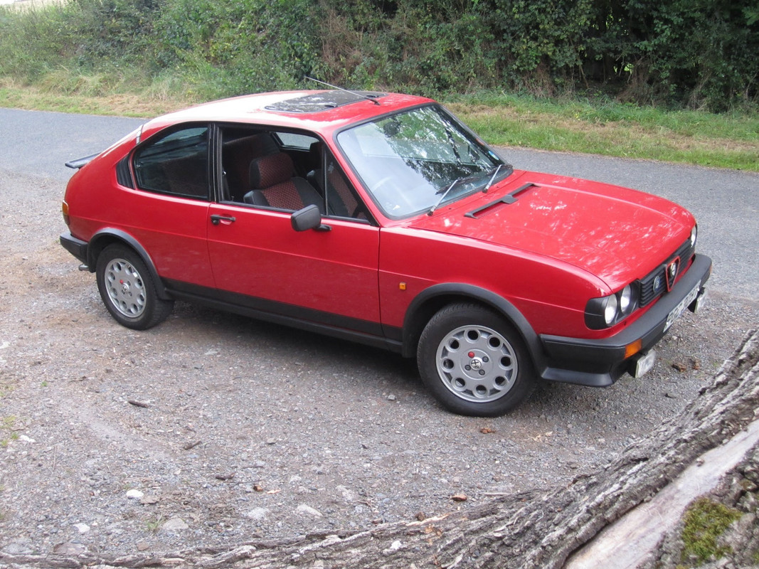 Alfa-Romeo-Alfasud-1500-Ti-Green-Cloverleaf.jpg