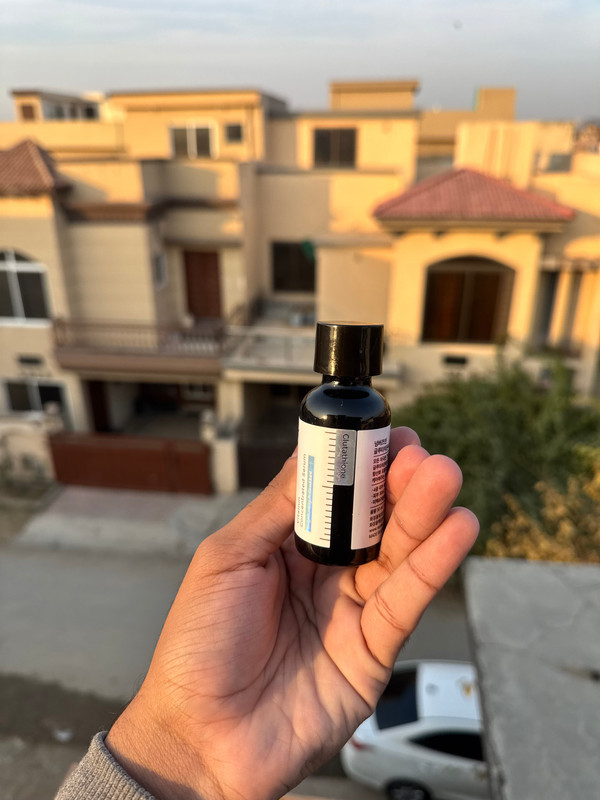 Numbuzin 5+ Vitamin Concentrated Brightening Antioxidant Serum 30 ML (Just Box rough , Bottle is Fresh and complete in quantity). - image 6