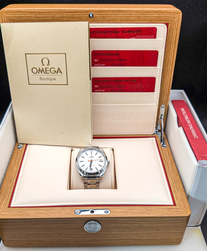 PXL_20250820_040633245