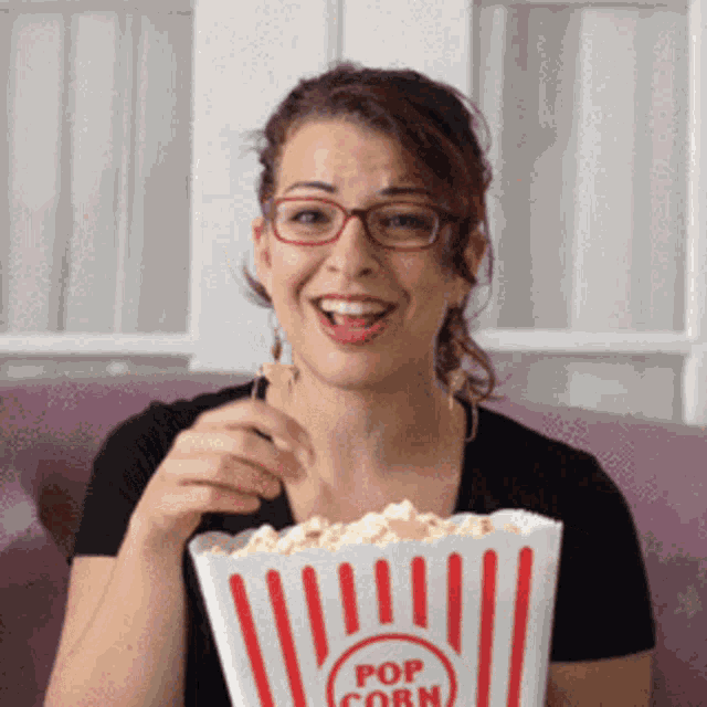 popcorneating.gif
