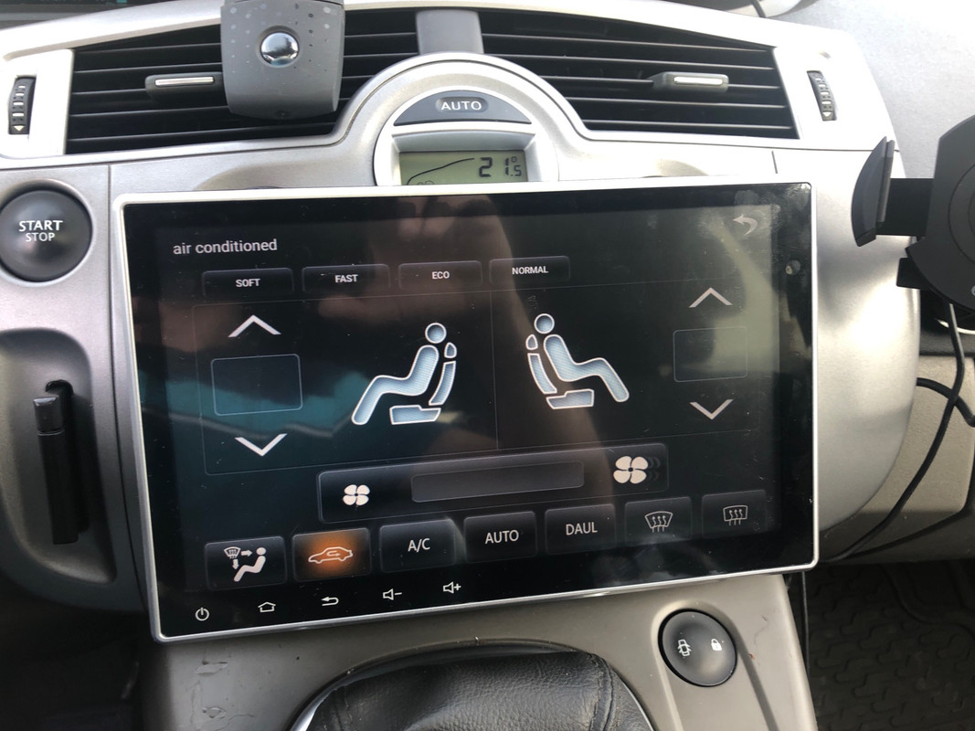 D8E23142-EF38-4618-B590-412352A7B899