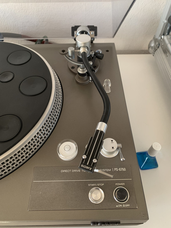 4826E10A-698C-404F-BDCB-C4DF8D968374