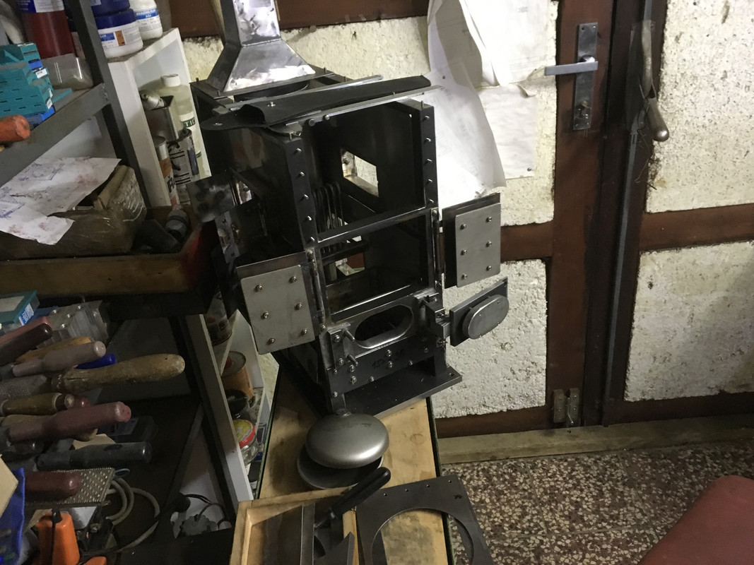 AFA569BD-79E9-4EBB-8872-09D74AC363F3