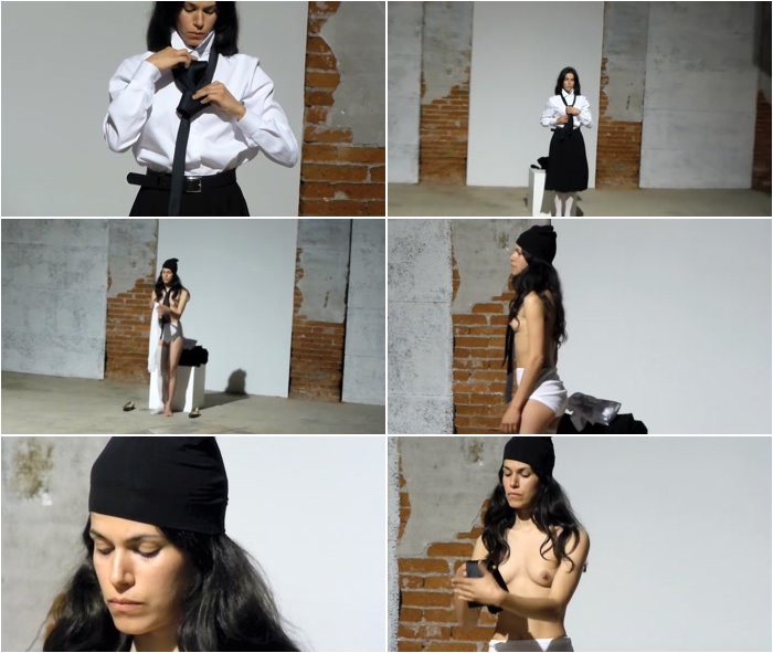 [Image: Naked-on-Stage-No-S-176-3.jpg]