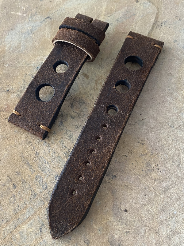 70672896-56AA-46CE-B9F6-9DC614363BBD