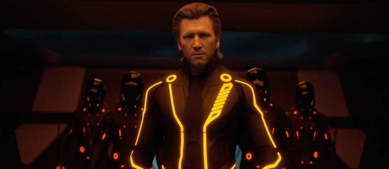 TRON: Legacy 2010 WebRip [Hindi + Tamil + Telugu + English] 480p, 720p, 1080p ESub Screenshot