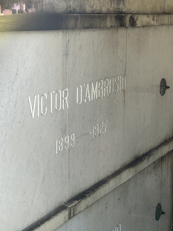 79A48568-3EAB-4E74-90FA-608B5850246A