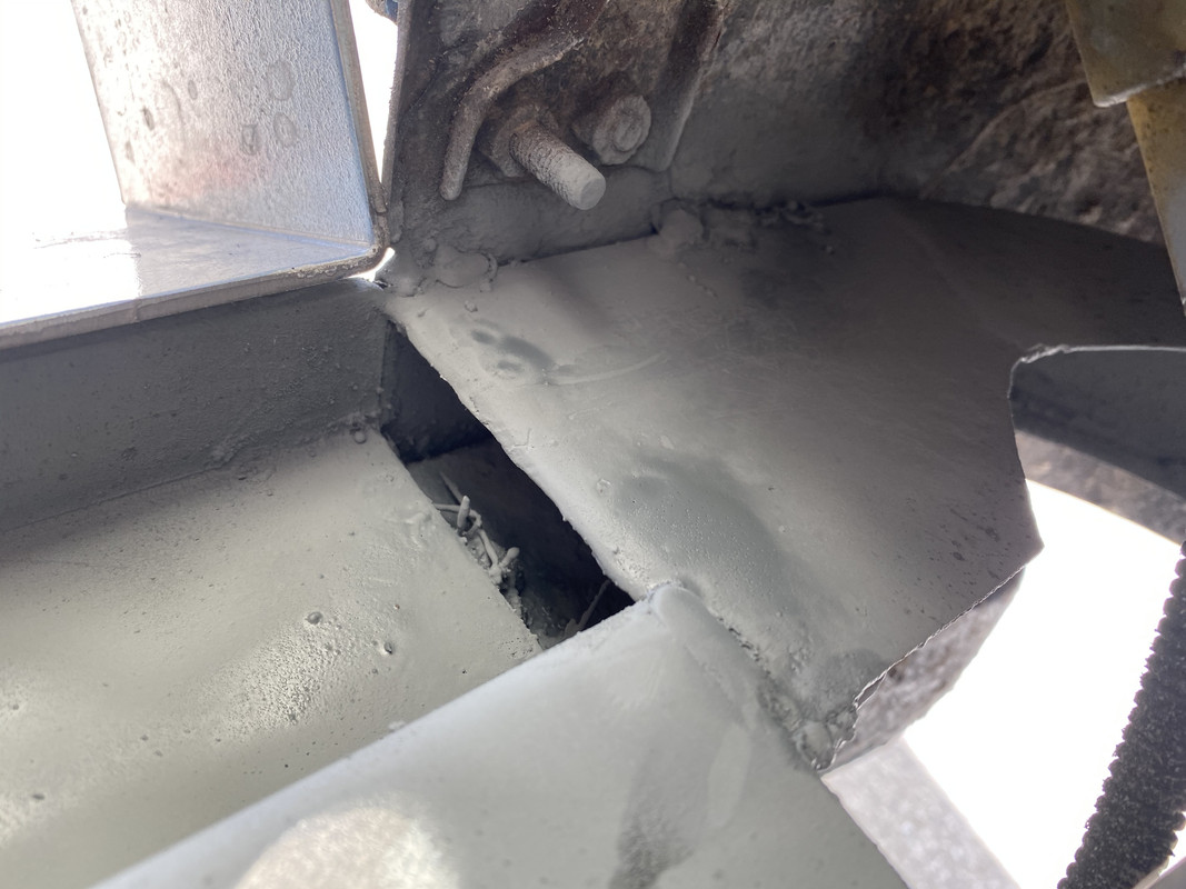 5944ABC5-C614-4992-A38B-B128320D590D