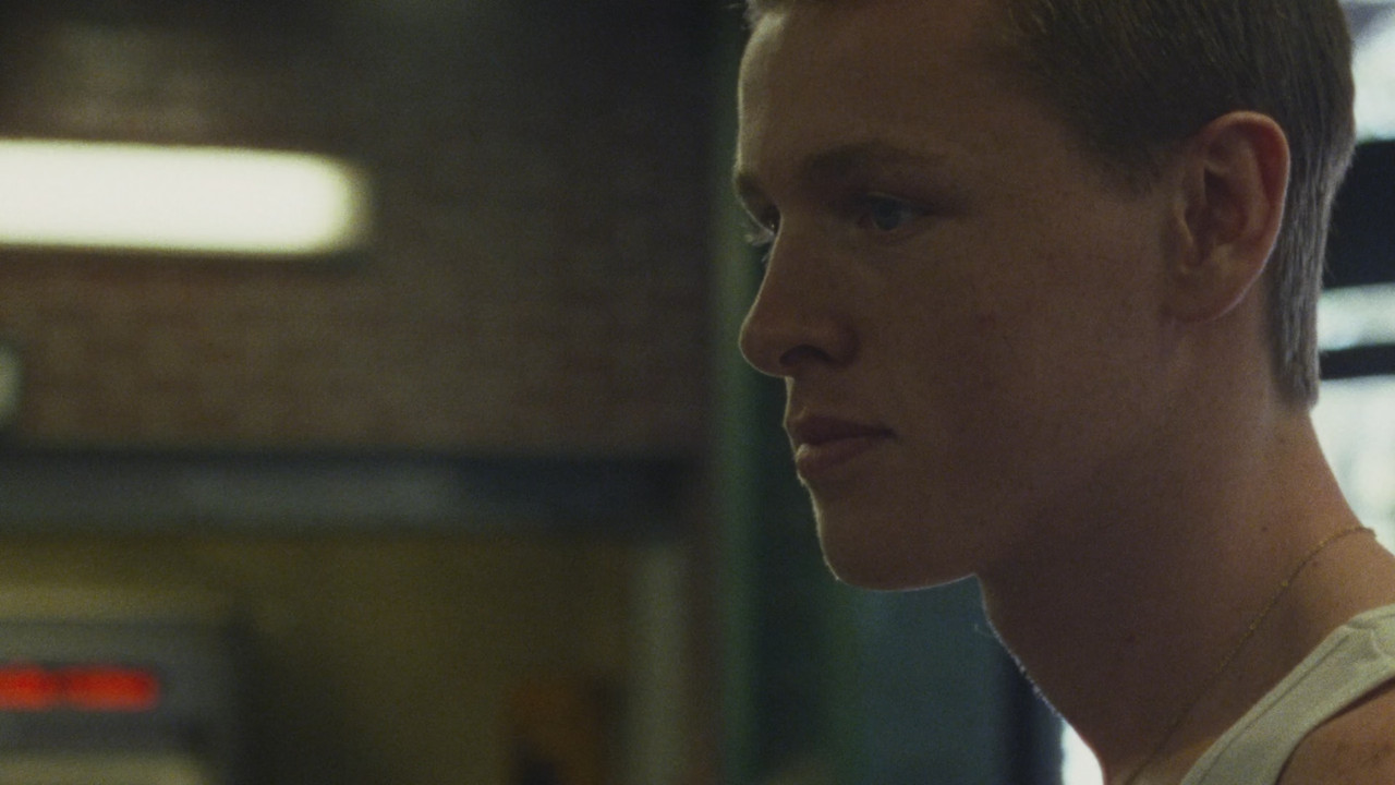 Beach Rats (2017).mkv_snapshot_00.44.55_[2018.02.08_16.24.28]