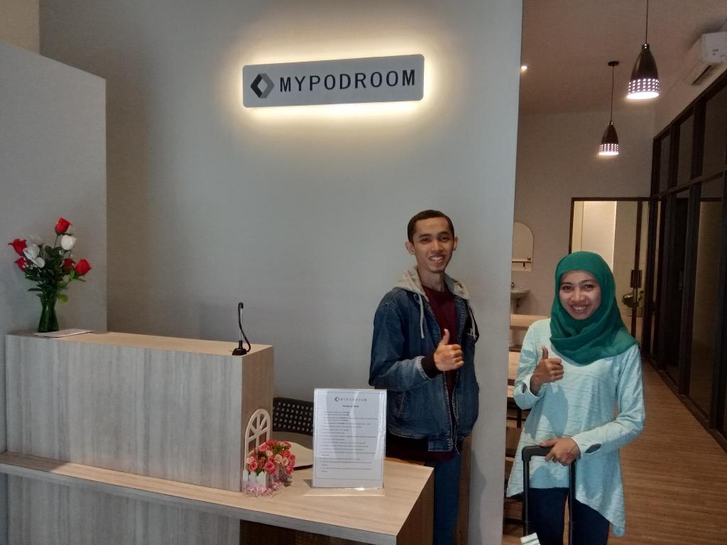 Pengunjung MyPodRoom Capsule Hotel