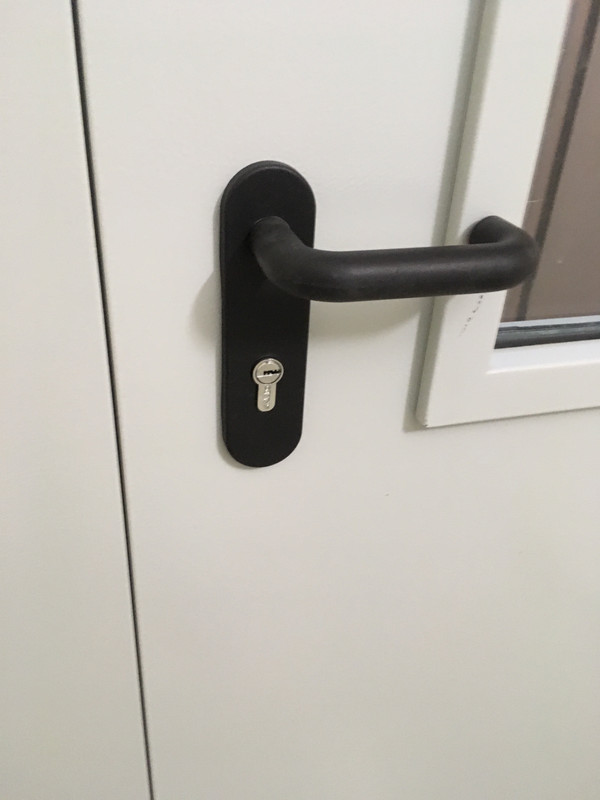 10DC1ADC-D917-48EF-92EC-D376A70594D8