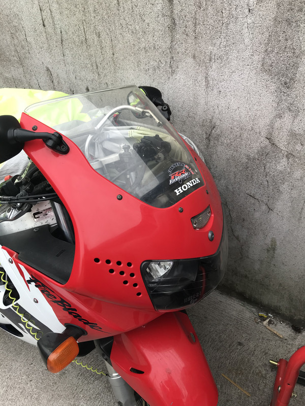 6EF3D3E1-B20D-4FC5-AC28-7173E47CD0CE