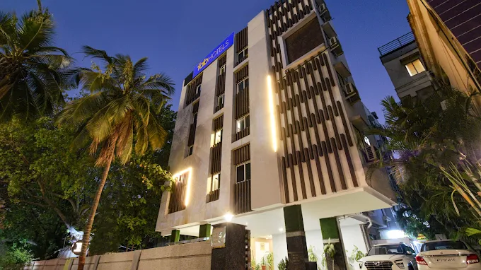 FabHotel The Cinco Primera