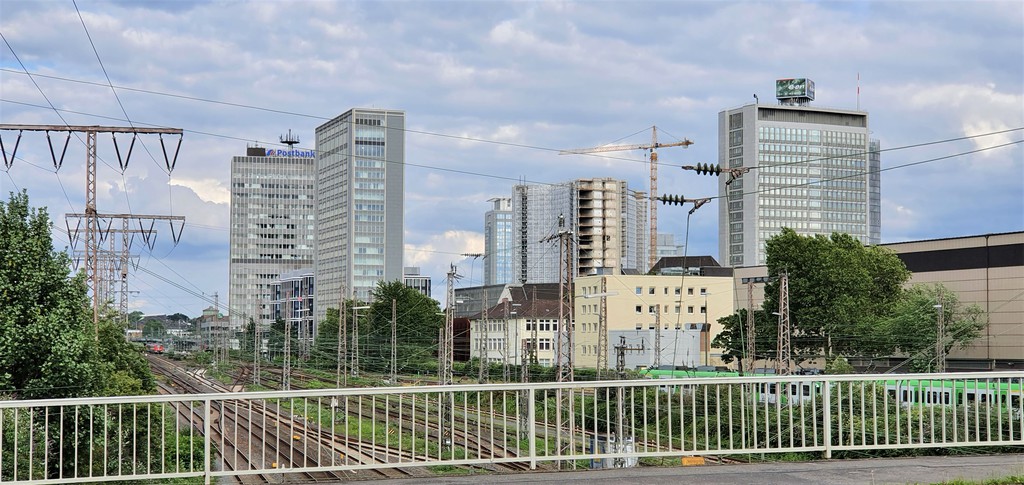 2021-07-28-essen-skyline-ansicht-br-cke-friedrichstr-1.jpg