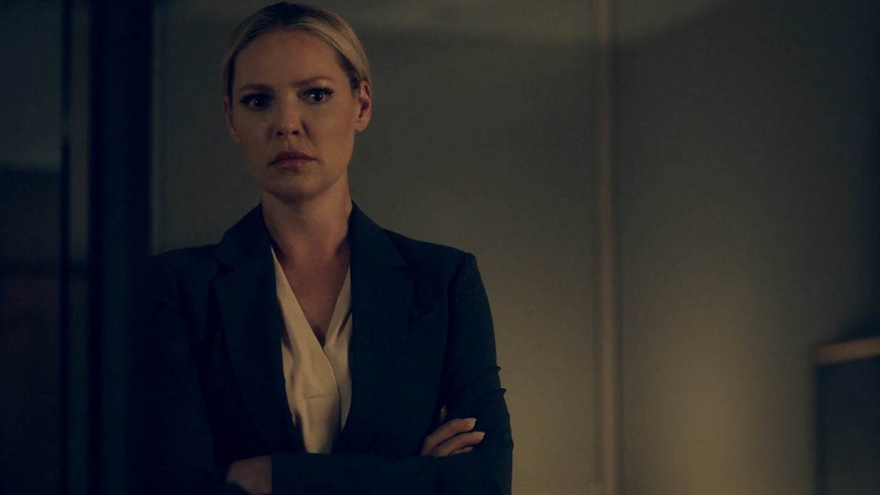 Suits 2018 WebRip Season 8 [Hindi + Tamil + English] 480p 720p ESub Screenshot