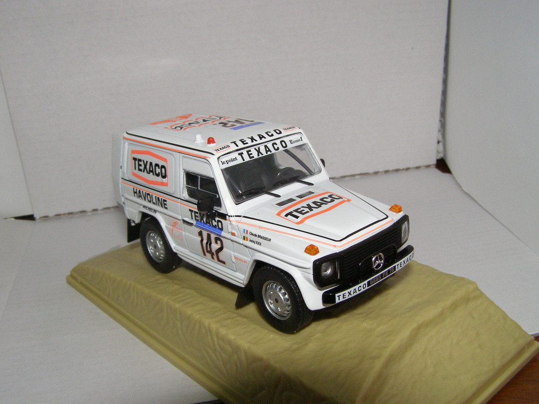 Mercedes Benz G 280 Dacar 83 by Norev (12)