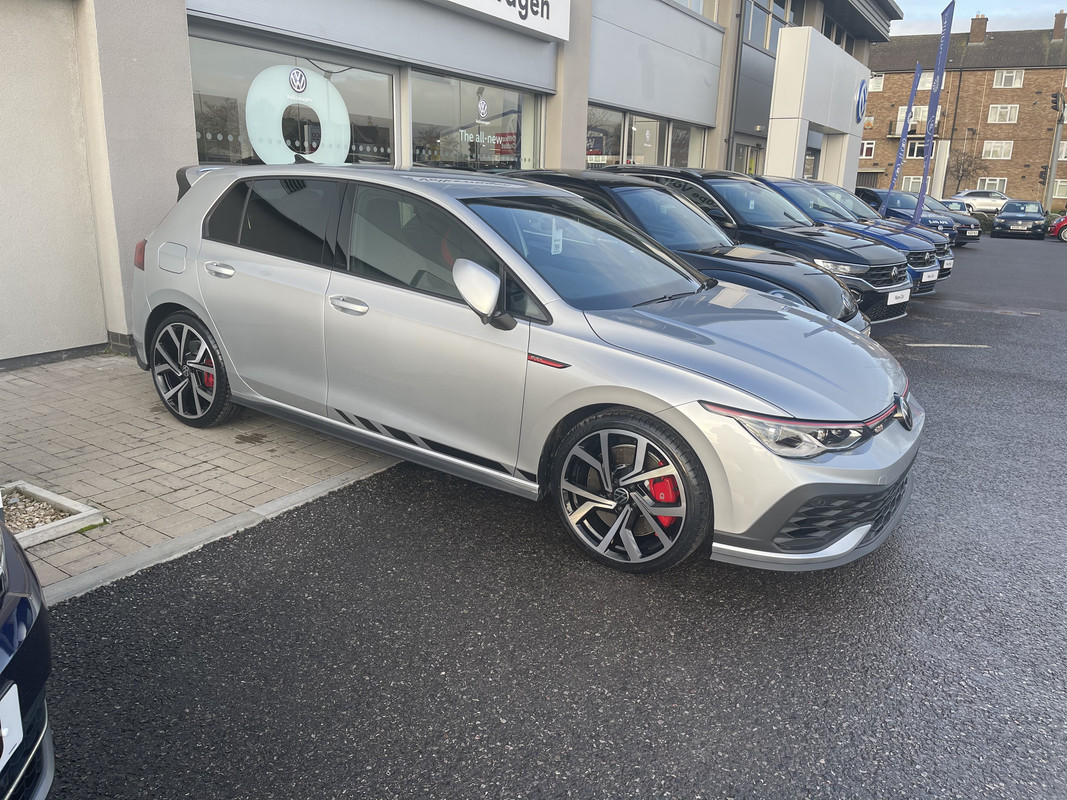 9172C015-8D4C-47AC-84BE-37D58EE7DE5B