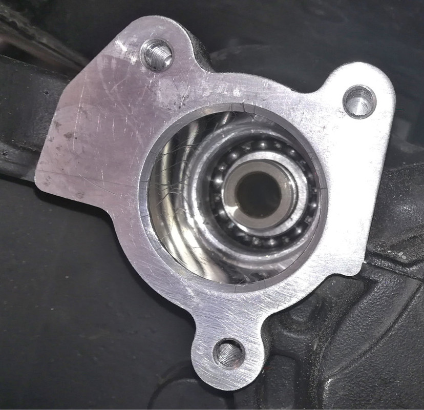 Gearbox Input Shaft Output bearing at an agle