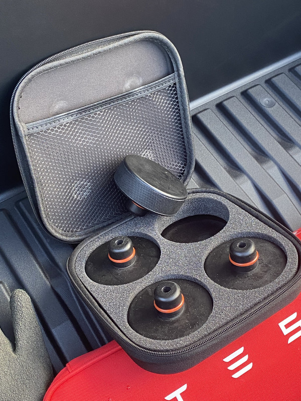 39EB9D14-843A-4F36-81BF-2288BC12DC99