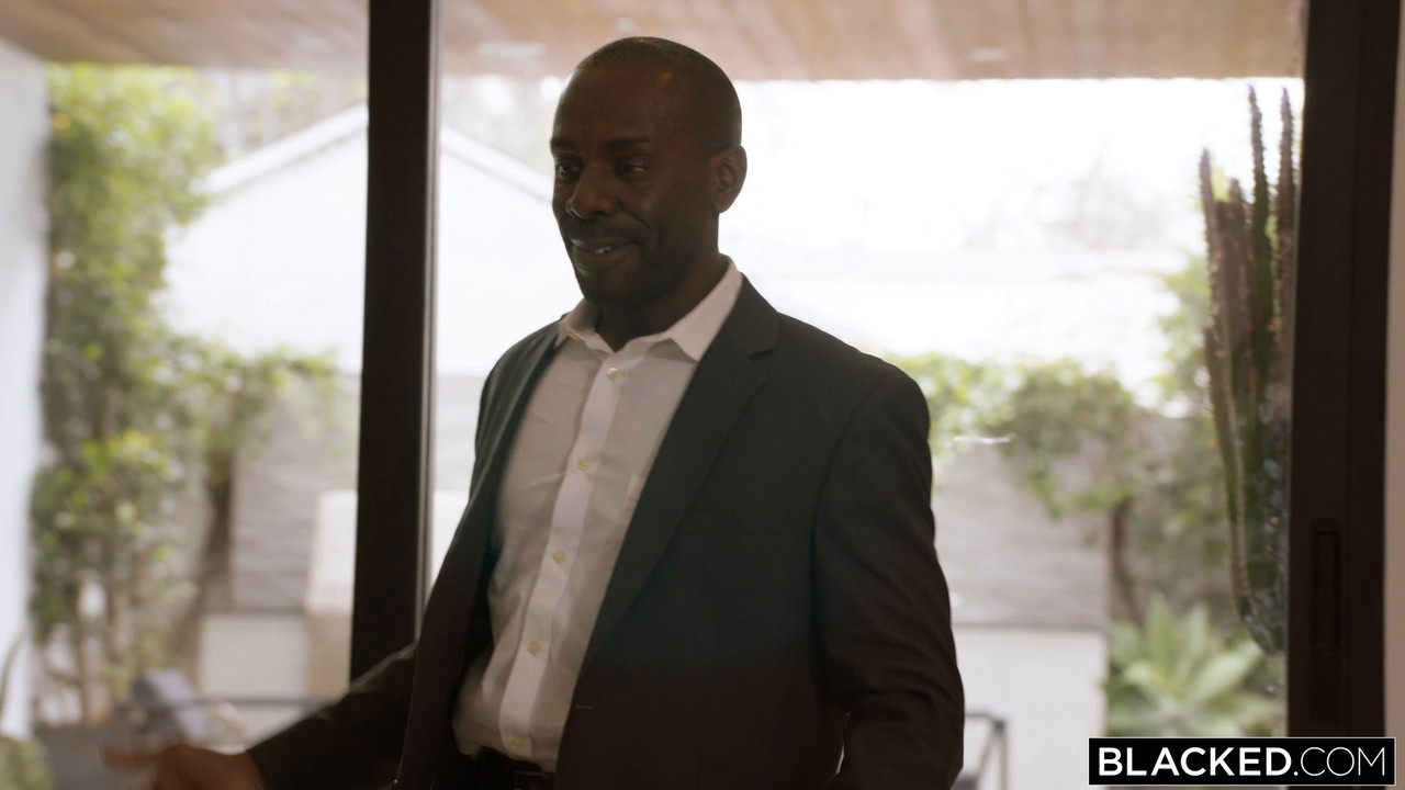 Nicole Aniston - I Only Want Sex Part 4 - BLACKED.mkv.0005